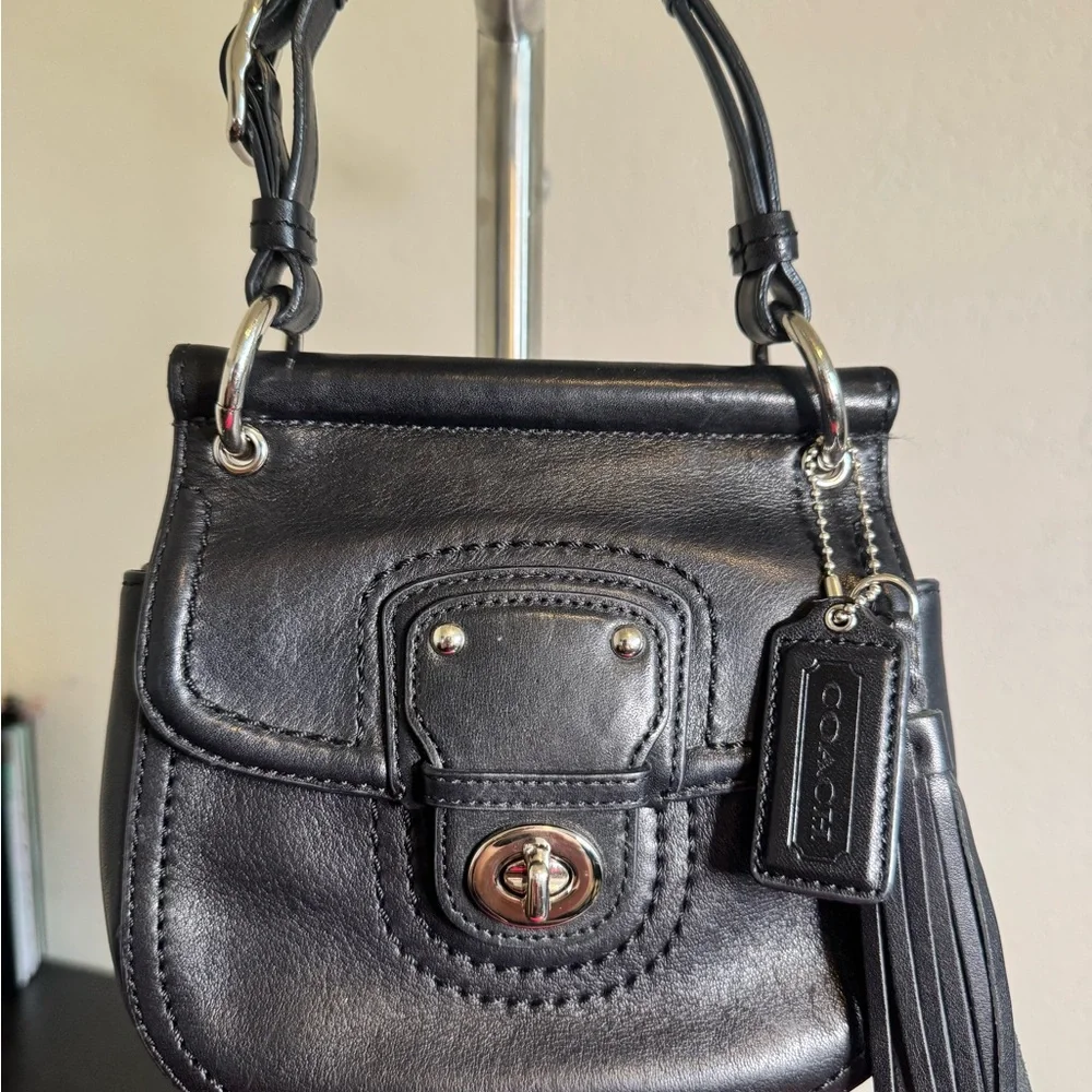 Coach Willis turn lock bag. Arm bag or cross body with tassel black - Picture 2 of 12